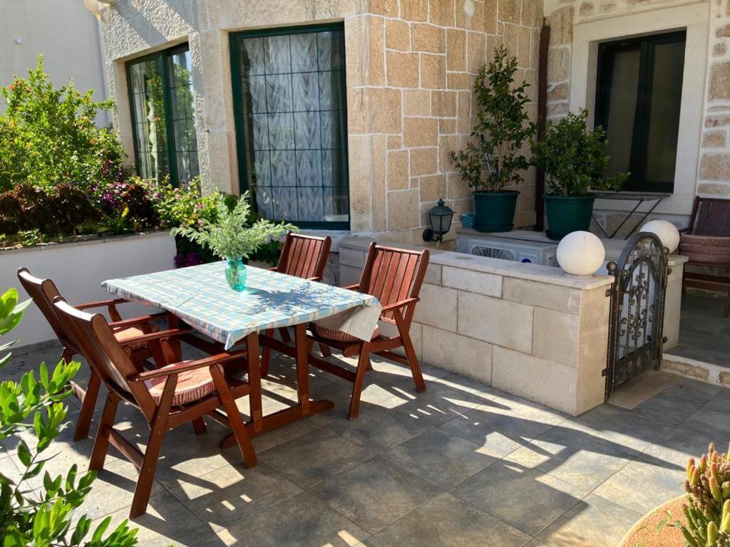 Apartments Villa Domus Marini Hvar Town Eksteriør billede