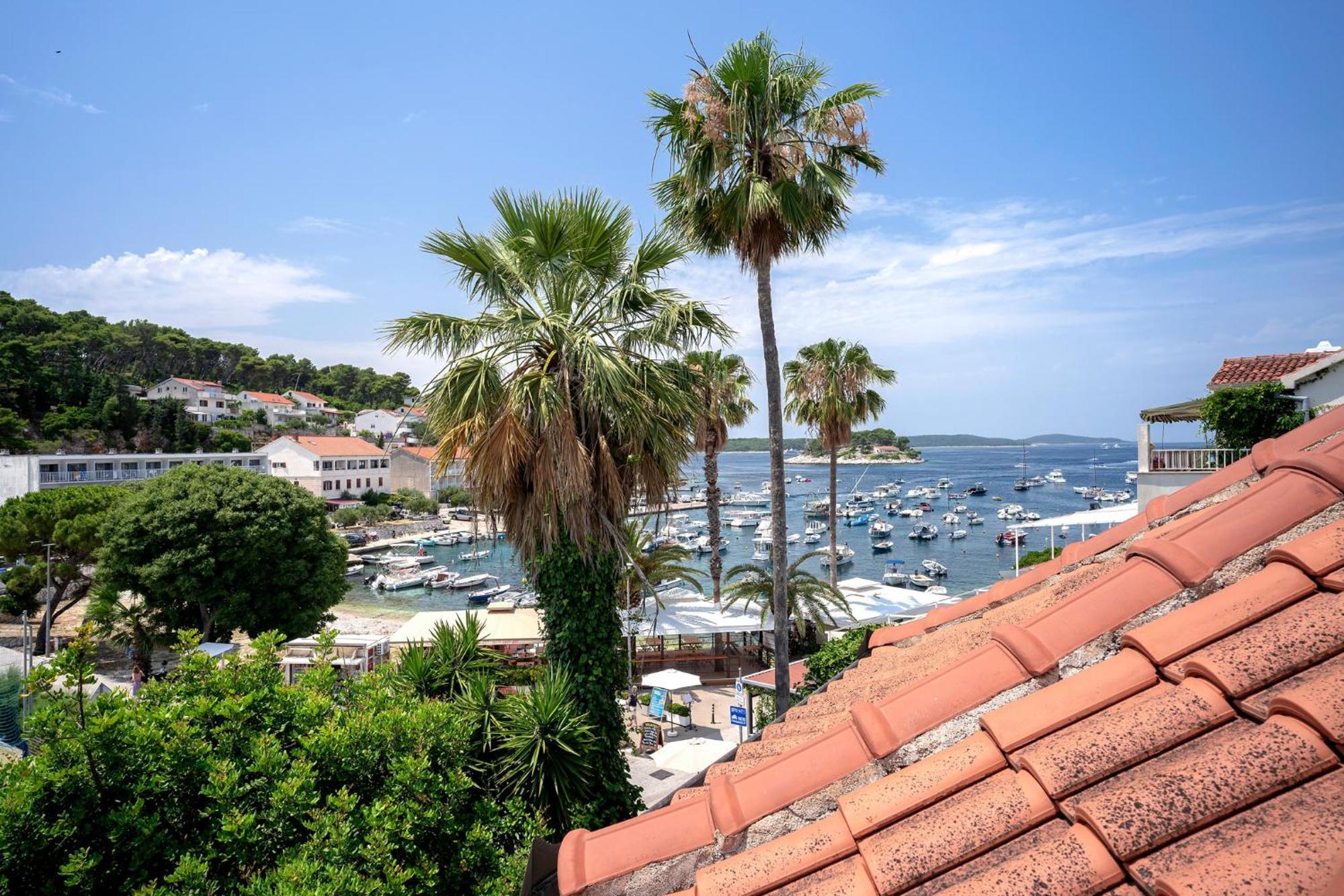 Apartments Villa Domus Marini Hvar Town Eksteriør billede